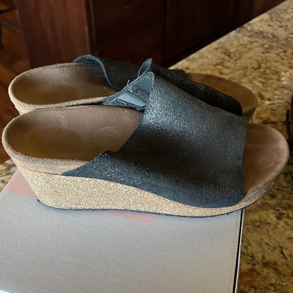 Cute wedges - Picture 3 of 6